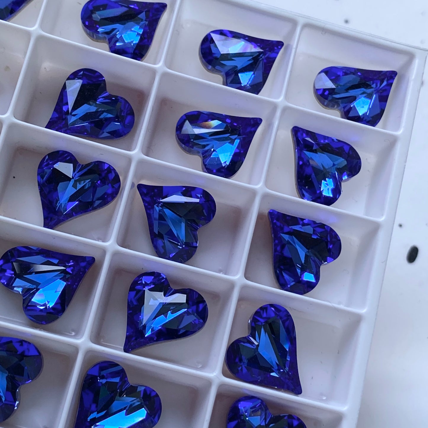 Swarovski 4809 Sweet Heart 13*12mm Crystal Sapphire Foiled 206F