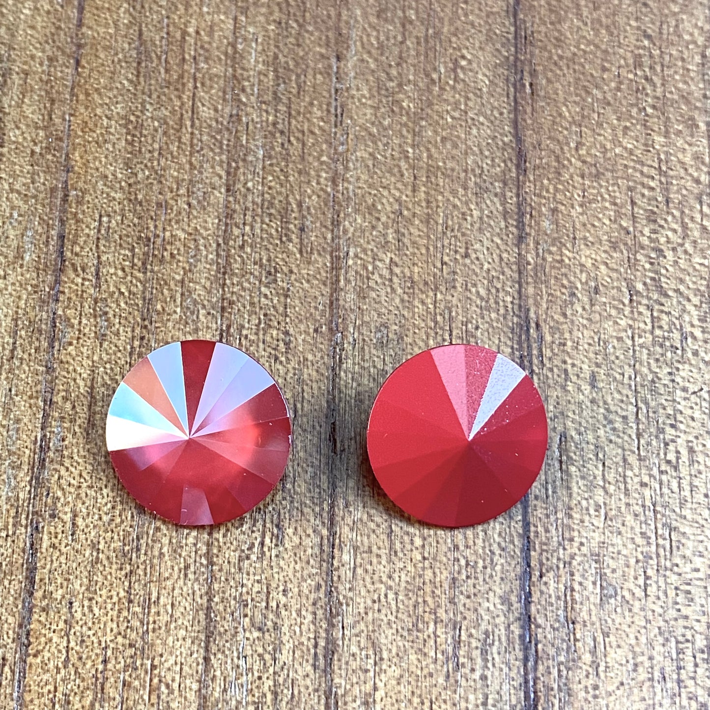 Swarovski Round Stone Rivoli 14mm Crystal Royal Red Unfoiled L107S