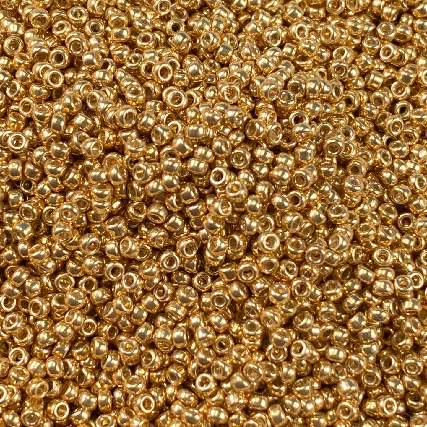 MIYUKI 15/0 1.5mm Seed Bead Round Rocailles 4202 Duracoat Galvanised Gold