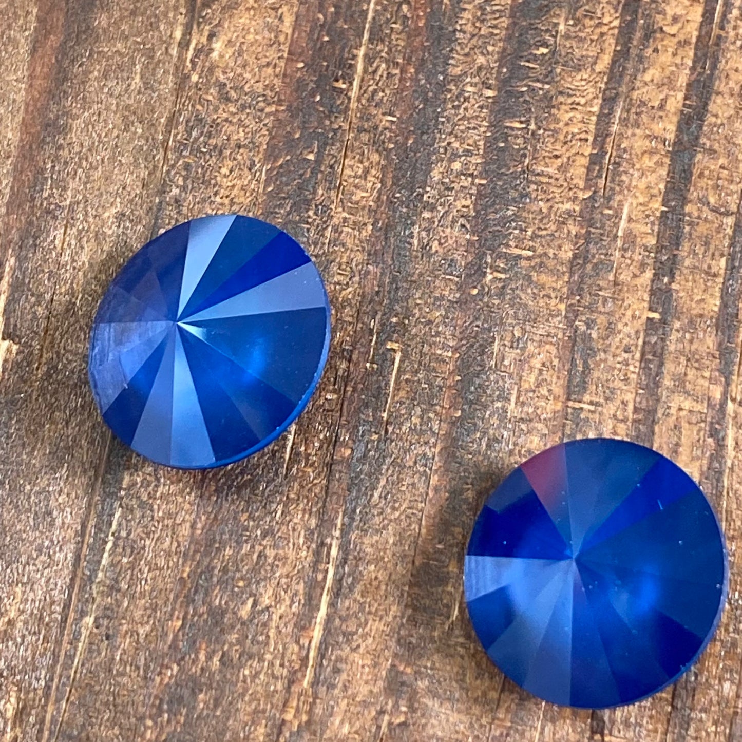 Swarovski Round Stone Rivoli 14mm Crystal Crystal Royal Blue Unfoiled L110S