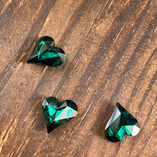 Swarovski 4809 Sweet Heart 13*12mm Crystal Emerald Foiled 205F