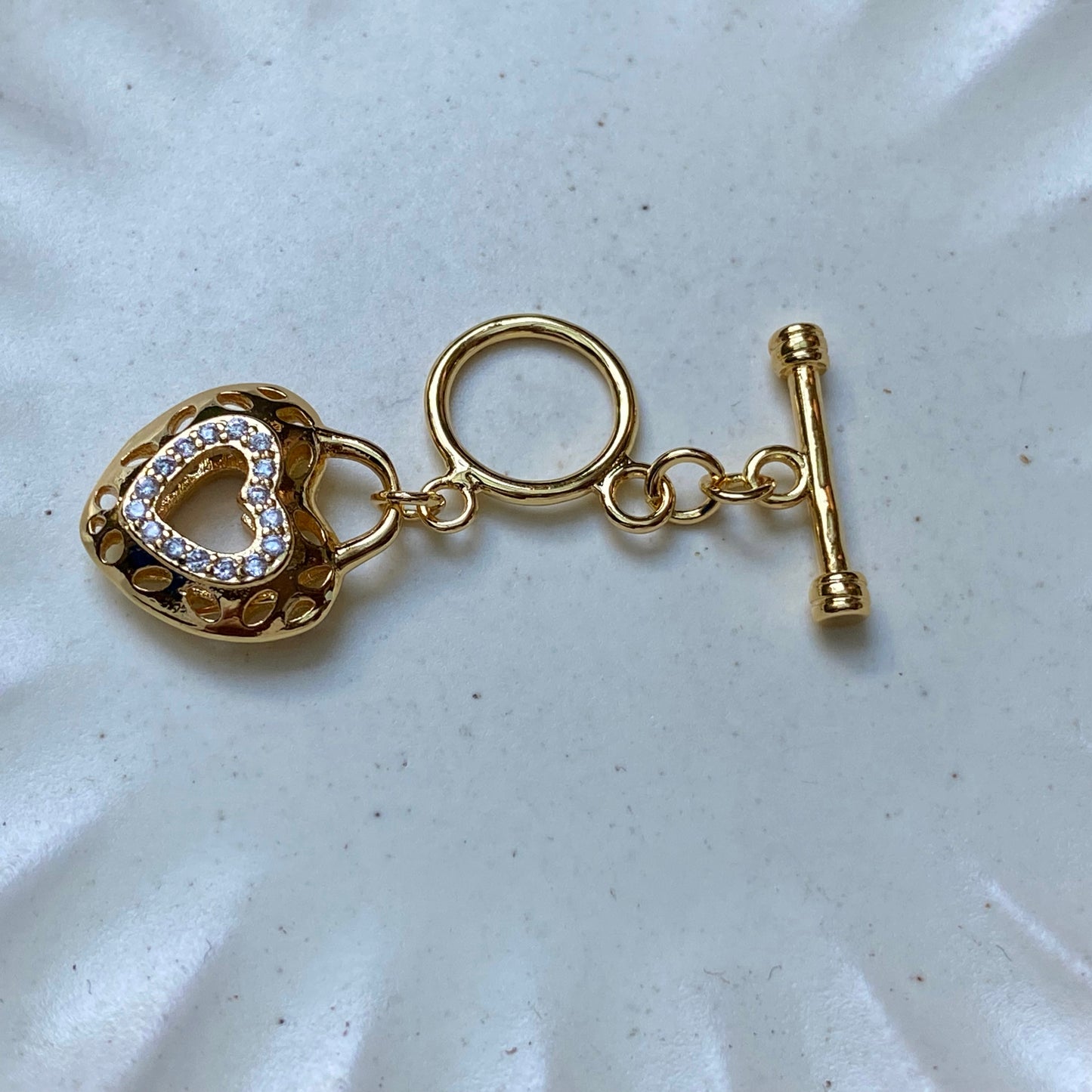 Gold Plated 30mm*13mm Heart Toggle Clasps With Cubic Zirconia