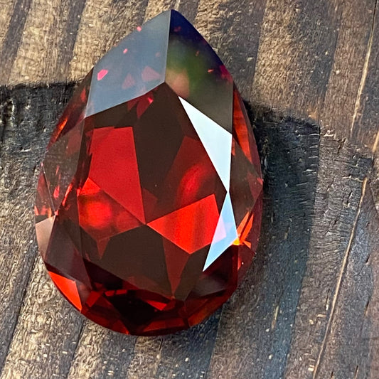 Swarovski Large Pear Fancy Stone 4327 30*22mm Crystal Red Magma Foiled